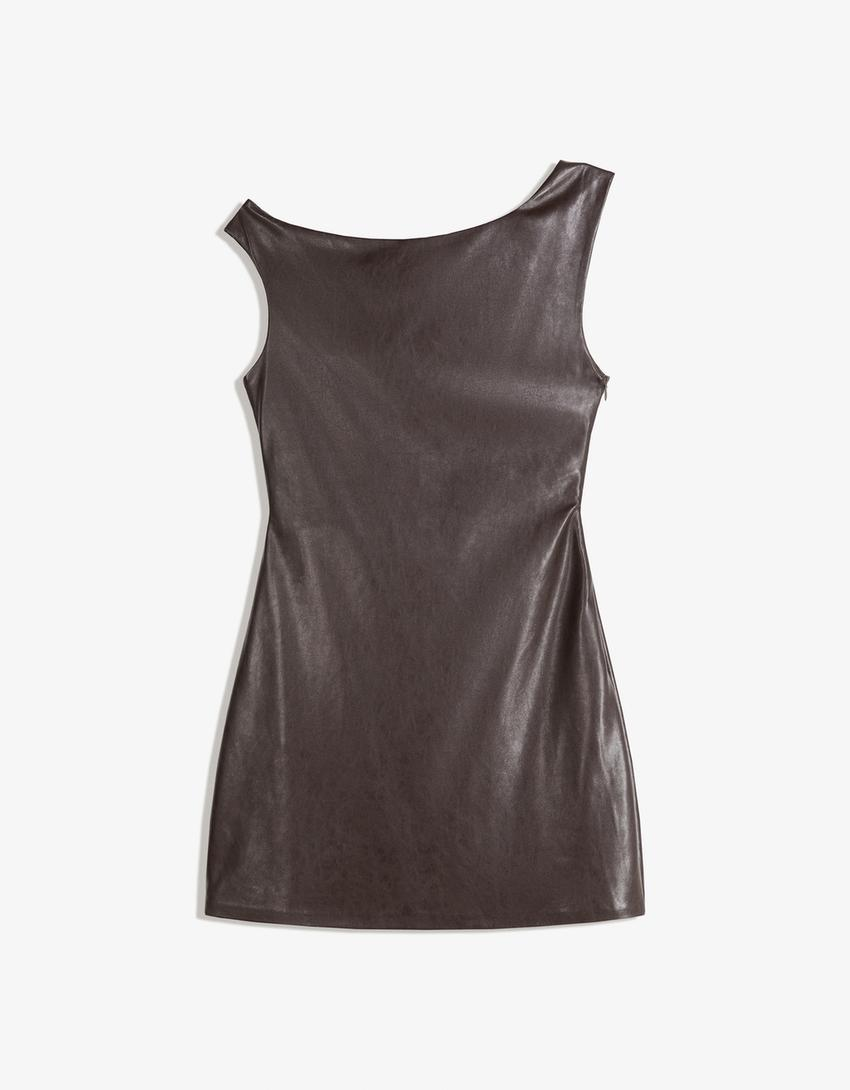 Vestido mini assimétrico de poliuretano