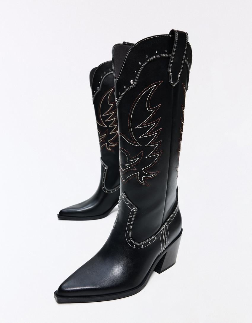 Bota cowboy com tachas