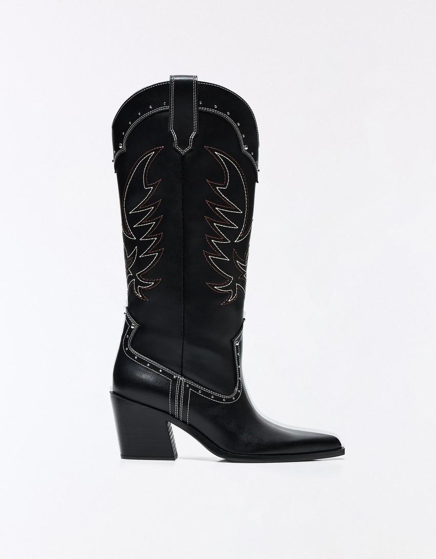 Bota cowboy com tachas