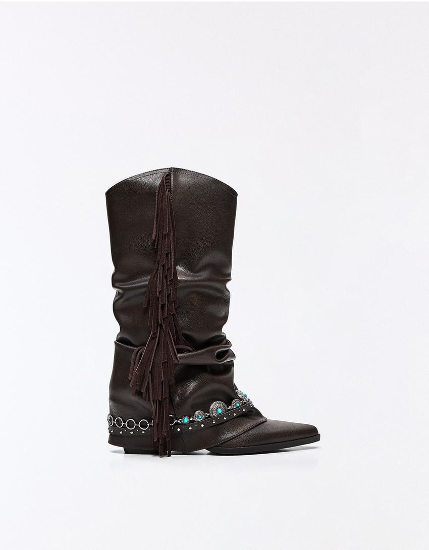 Bota cowboy com franjas